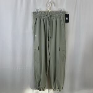 Under Armour NWT Women’s High Waisted Woven Pant Size S Loose Fit Sage Green